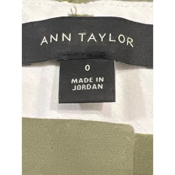 Ann Taylor Women’s Straight Stretch Casual Ankle Pants Size 0 Green Mid Rise - Picture 4 of 4